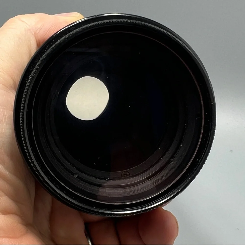 Nikon AF NIKKOR 70-210mm Lens in Black
